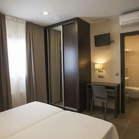 Restaurante El Corte מלון 2*