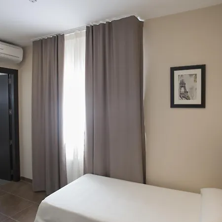 Restaurante El Corte מלון 2*