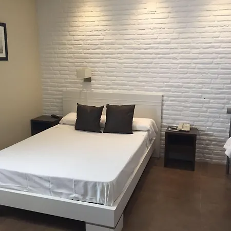 فندق Restaurante El Corte 2*